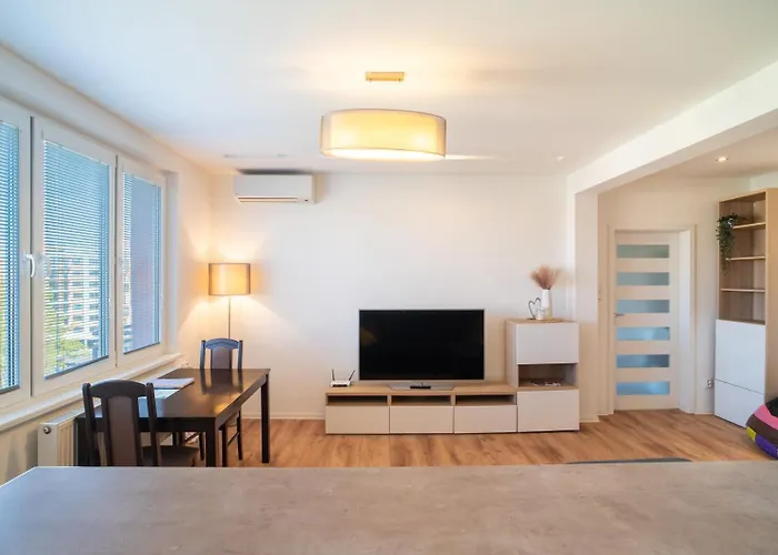 Cozy And Quiet Apartment In Wider Center